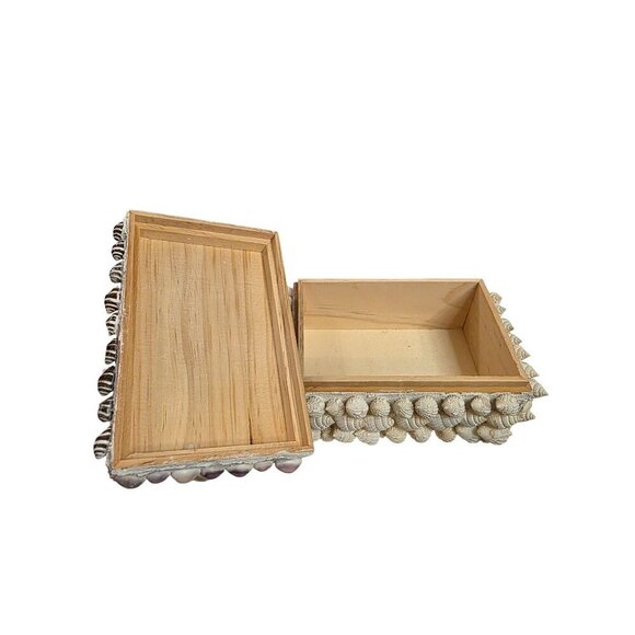 Handmade Wooden Box With Seashells & Sea Urchins Decorative Lid - Picture 3 of 14